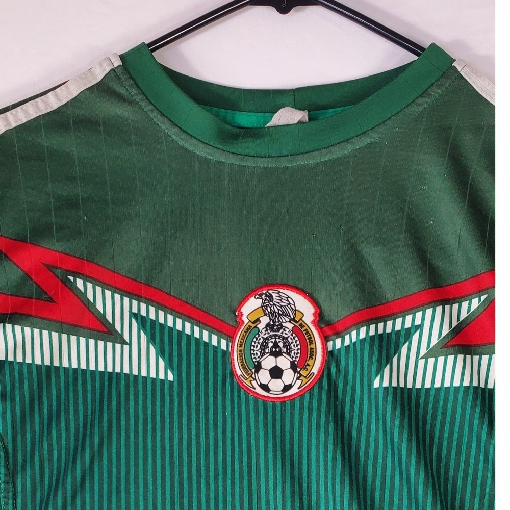 Mexico National Team Soccer Jersey Green Striped FMF Crest Mens Medium